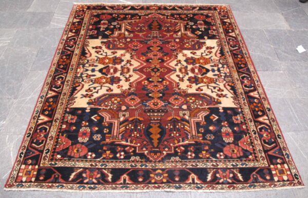 Rug# 6464 , Cottage weave tribal Bakhtiar, circa 1950, Persia, size 203×170 cm