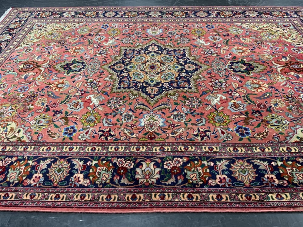 Rug#10411, Mid century Tabriz , wool and silk pile, circa 1960, 500K kpsqm, restored, Rare piece, Persia, size 200x137 cm (4)