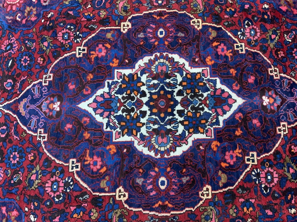 Rug#10560, vintage Armani-weave Bakhtiar, circa 1940, cottage weave, rare piece, West Persia, size 365x215 cm (4)