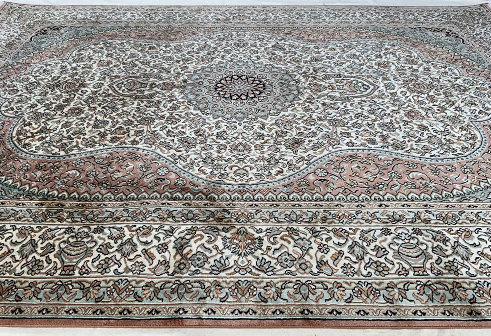Rug# 31221, Fine Srinagar, 100% silk pile on a cotton warp and weft, Classic Safavid floral, , Kashmir , India, Size240x173 cm (3)