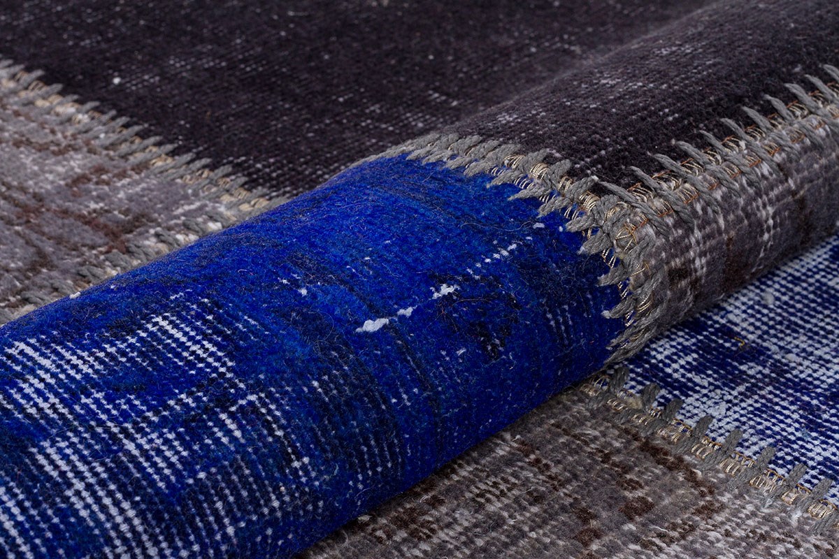 Rug# 73550, Vintage fragments custom-made in to a modern rug, Turkey, 400x100 cm (3)